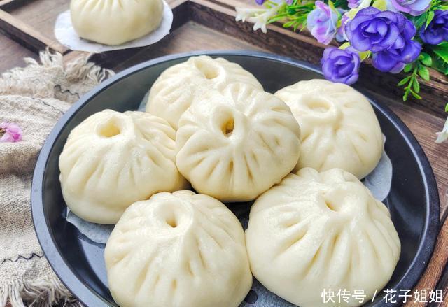 教你做|早餐还在买教你做萝卜素馅包子,面皮白胖软乎,馅料鲜美不出汤