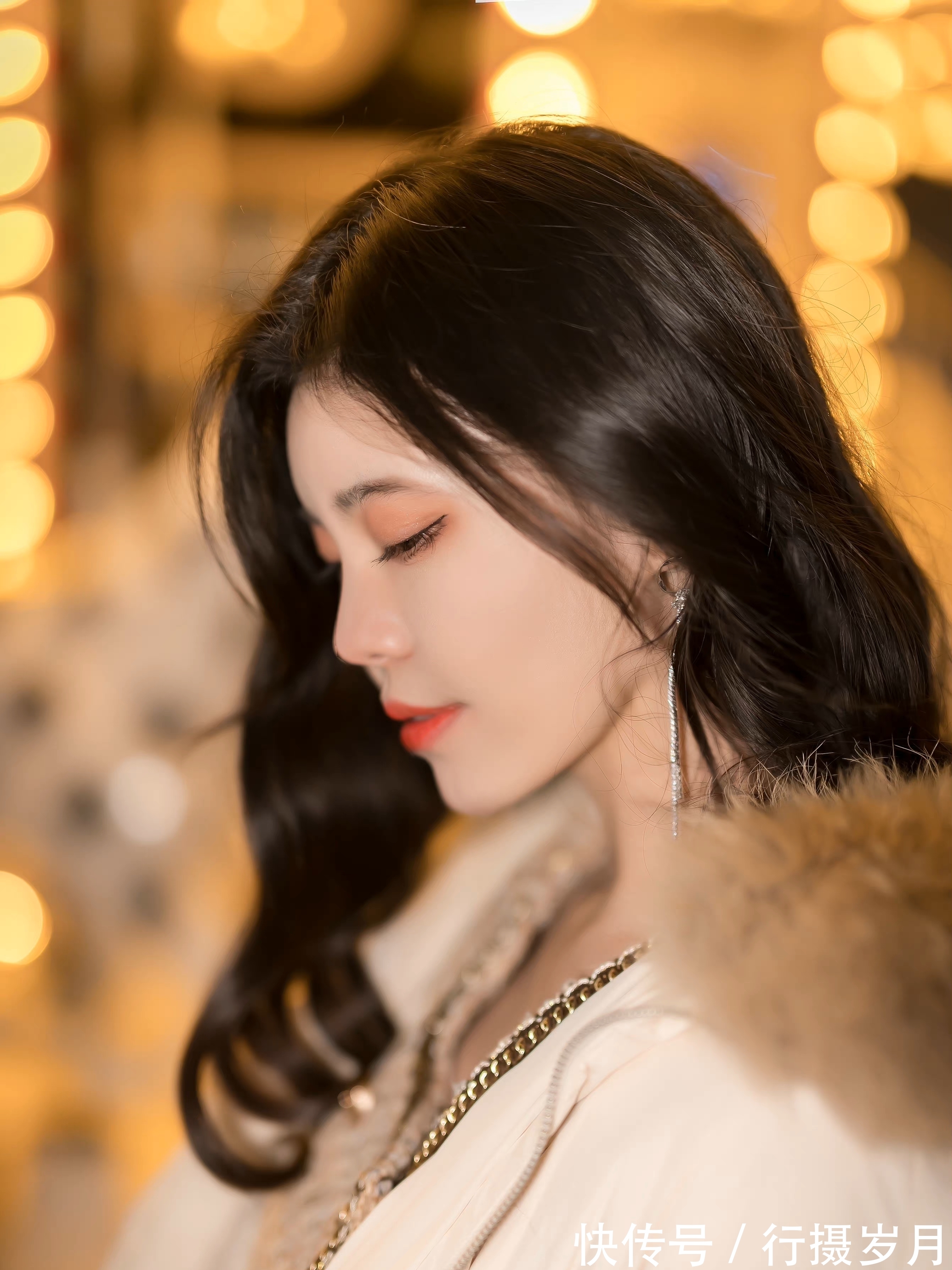 思绪#夜色寂寂,思绪飘然