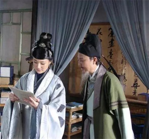 李白$李白写下一首诗,全诗不带脏字,却成为骂人的千古绝唱