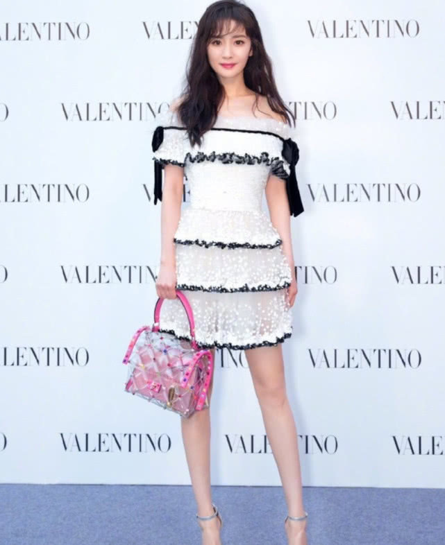 宝妈|杨幂:看我的筷子腿,孙怡:看我的漫画腿,张艺兴:我骄傲了吗?