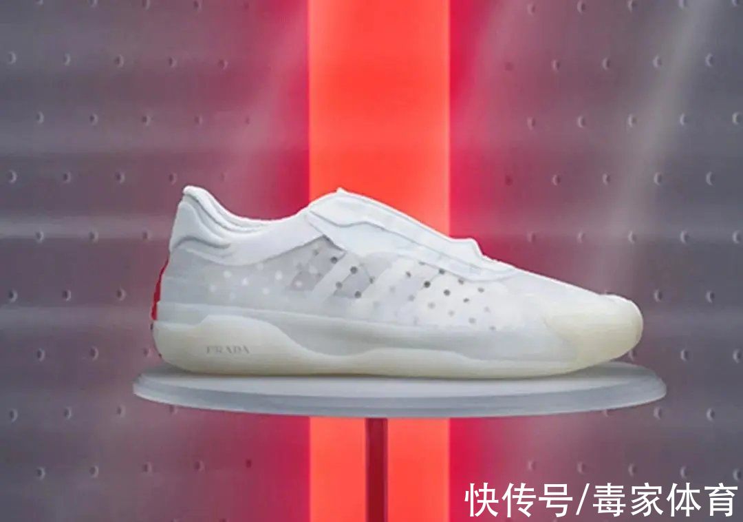 dior 21双LV x NIKE大曝光！超强联名锁定“年度鞋王”？