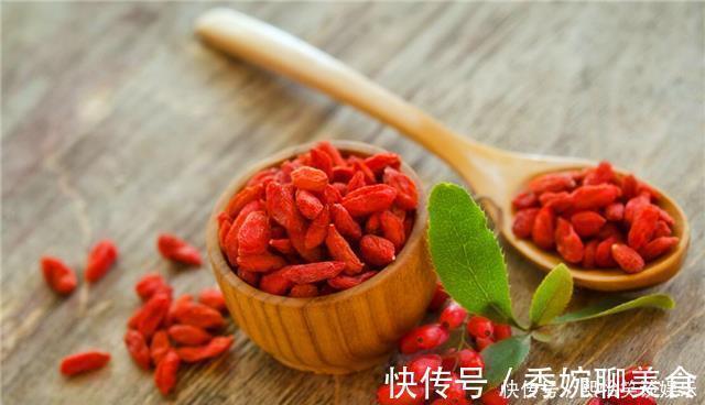 降血壓|吃枸杞子是降血壓還是升血壓？專家的回答，各位或許真的想不到