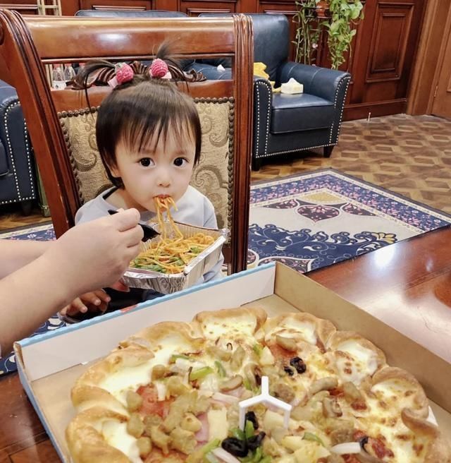 积食|孩子要有这4个变化,脾胃也许“烂如渔网”,家长尽量忽视