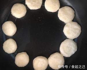 却说|甜甜蜜蜜糖油粑粑,一口下去软糯满足,老妈却说减肥谨慎食用!