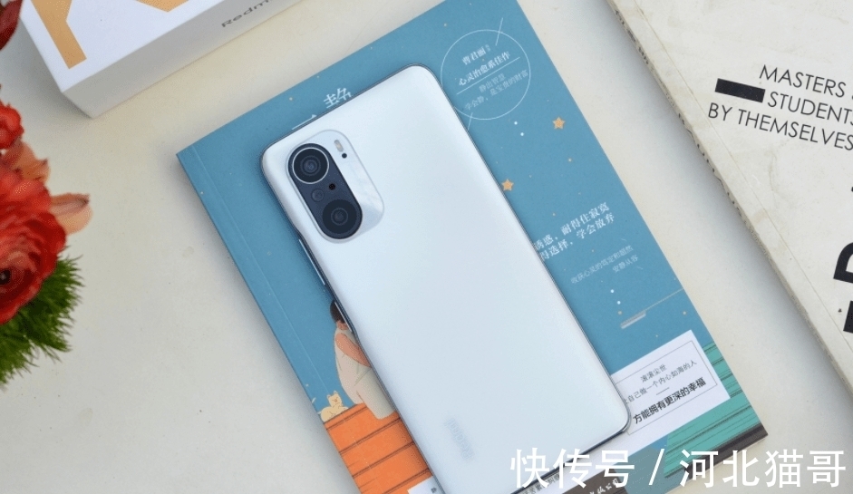 redmi|3000元以内，这四款手机可以闭眼买，用到2025年不成问题