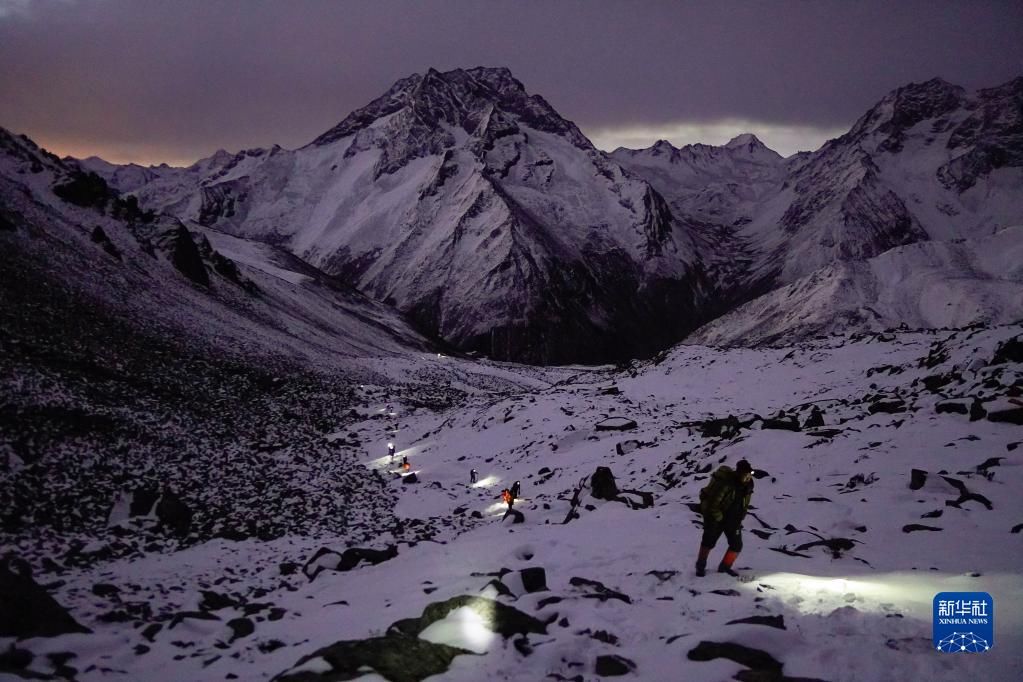 登顶者|百余名山友相聚四川三奥雪山