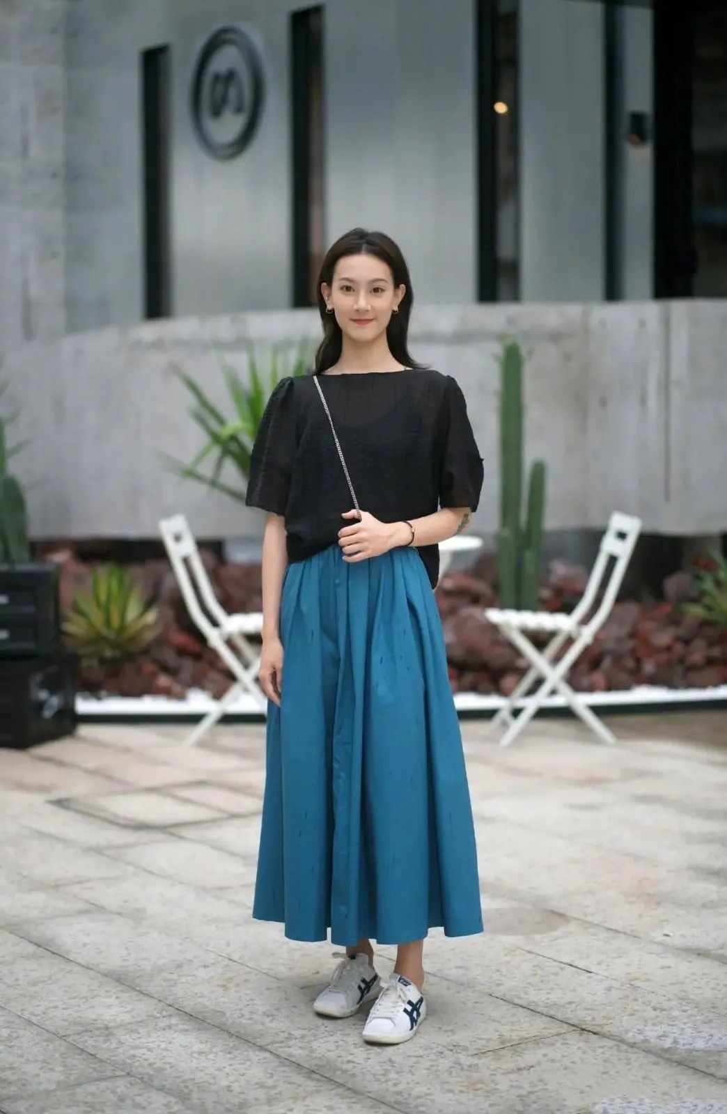 时尚|夏季必备“短袖”穿搭分享,青春活力,时尚减龄!