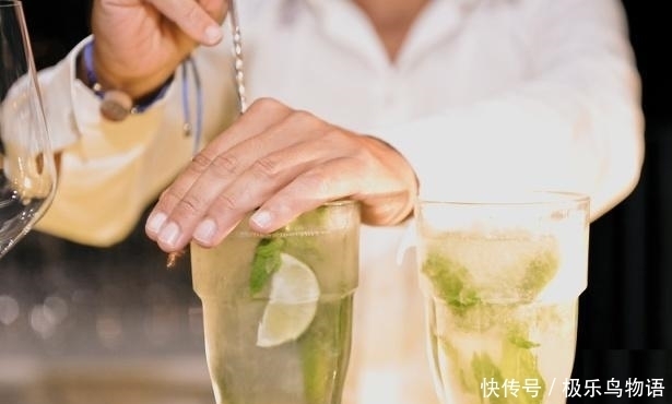 不利|喝水是免费的“长寿药”，若在2个时间喝水，可能对身体不利