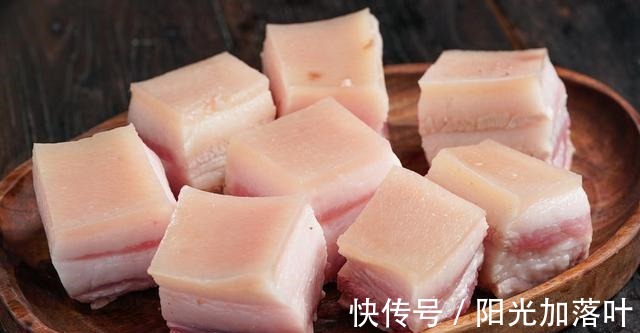 不放一滴油盐酱醋的懒人版东坡肉，入口即化，醇香鲜美，回味无穷！