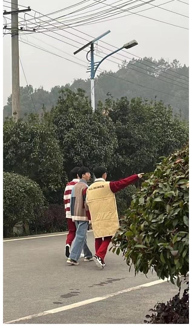 惊喜回归!何运晨曹恩齐唐九洲录制《名侦探学院5》