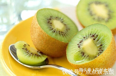 苹果|女性常吃此物可排毒祛痘，有效消脂、减肥瘦身，轻松甩掉大肚腩！