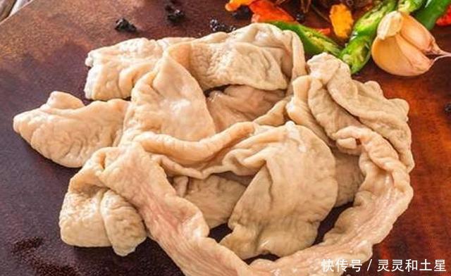 炒肝|朋友介绍的美食,城墙根下的特色,入口生香回味无穷