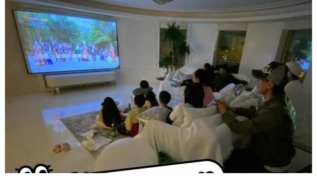 《爸爸5》重聚！吳尊一家四口回國，小泡芙變化大，嗯哼遺憾缺席