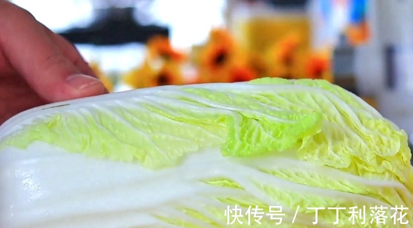 为啥你做的“乾隆白菜”不脆大厨揭秘饭店配方，看完你也学得会！