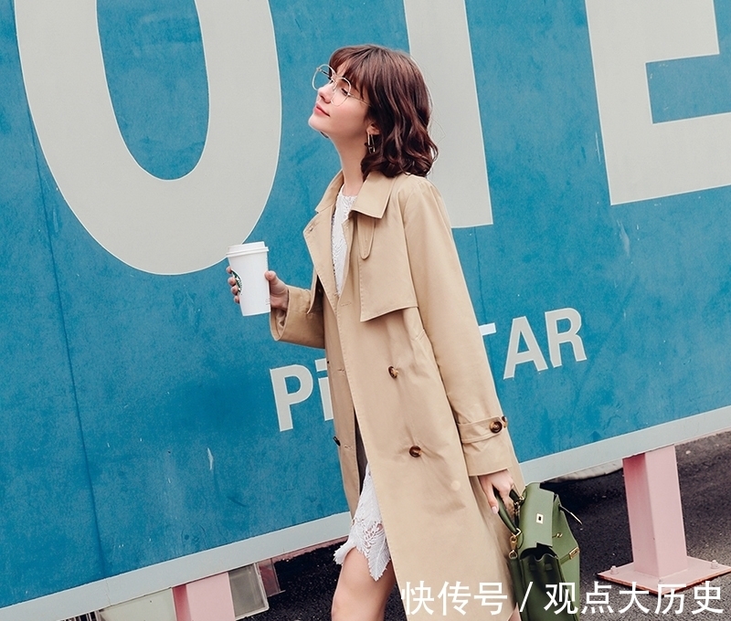 双排扣|秋冬时尚风衣来袭，不负风光不负亲