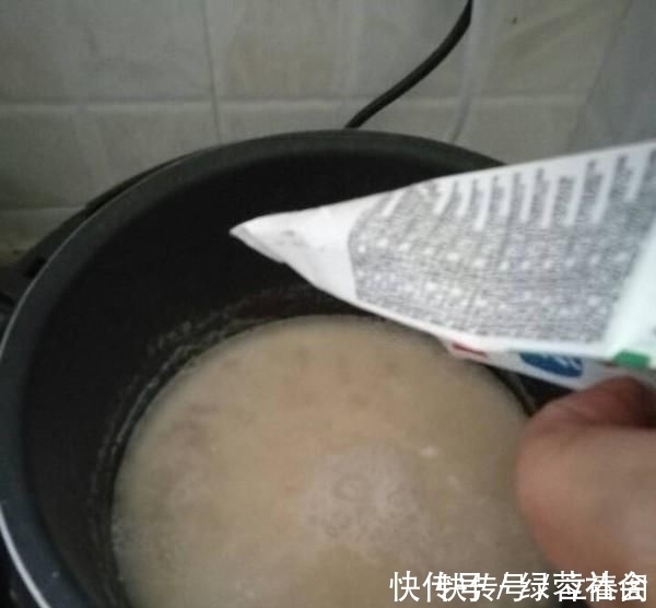 牛奶|“失眠天敌”被发现，睡前吃一点它，安神助眠，一觉睡到大天亮