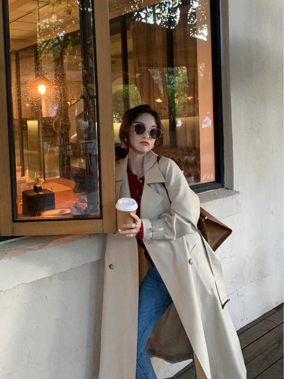 秋天|风衣的潮流还没过,小个子宁可搭配裤子,这是为什么?看完就明白