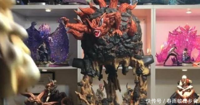火影|你见过骨灰级火影迷的房子吗满眼的火影海报,看到这面墙我酸了