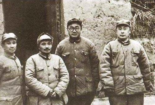 华东野战|3名战士被困敌阵,班长一咬牙挖沟,开创了著名的“剥皮”战术