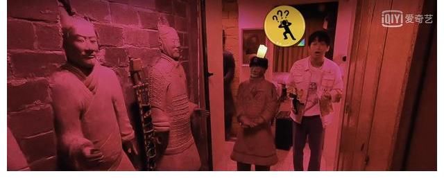 五哈旅行团再次打卡西安，鹿晗“一夜惊魂”，彭昱畅仿妆太吸睛