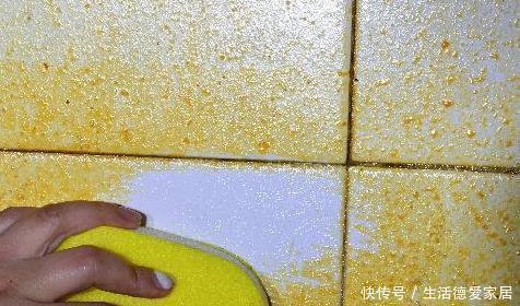 厨房油污又黏又厚？别用洗洁精，教你3招，老油灶也能闪闪发光！