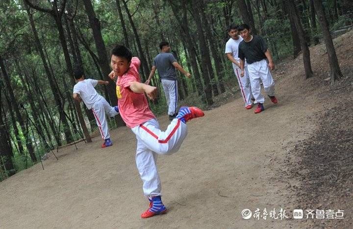 隐于山林间！马鞍山上的济南摔跤场|拾光| 马连