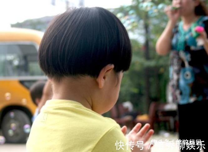 小孩|为什么中国小孩多是“扁头”,而美国小孩是“圆头”家长别忽视