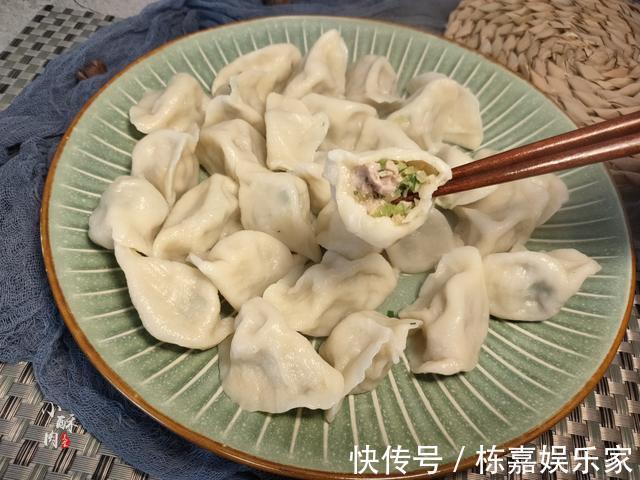 鲜嫩|饺子想要好吃,调馅是关键,饺子店老板教你调馅技巧,鲜嫩多汁