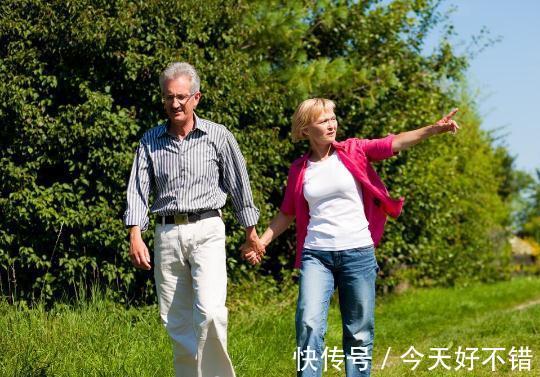 老邓|老年人步行走多快更长寿?提醒:步行时注意6点或让您更健康