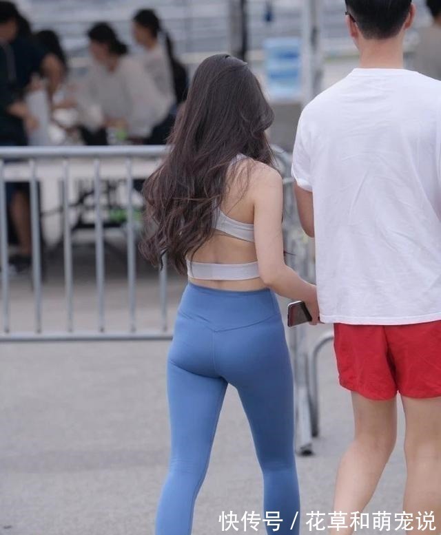 穿搭 气场十足的打底裤穿搭更加简洁大气,气质唯美清新,都市韵味!