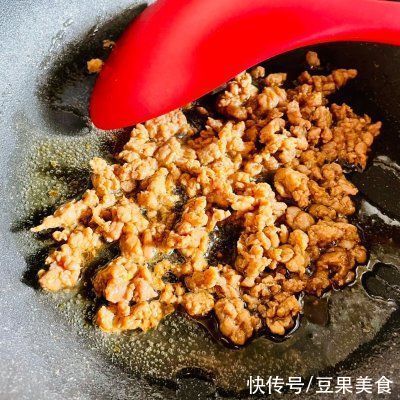好吃|鲜香下饭的超级好吃的肉末冬瓜，你喜欢吗？
