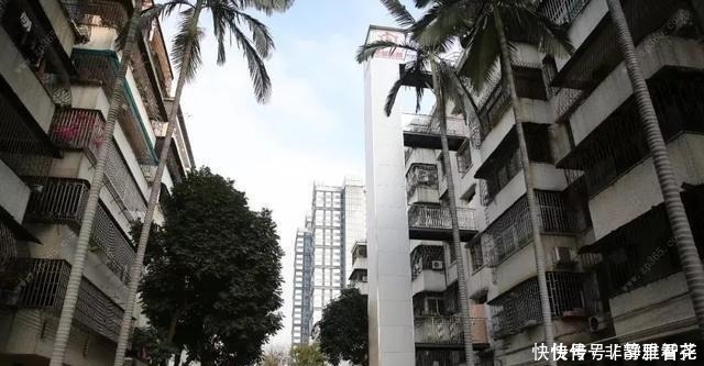 房市|为啥有钱人明明有好几套新房, 却仍住在一个老旧小区 答案太真实