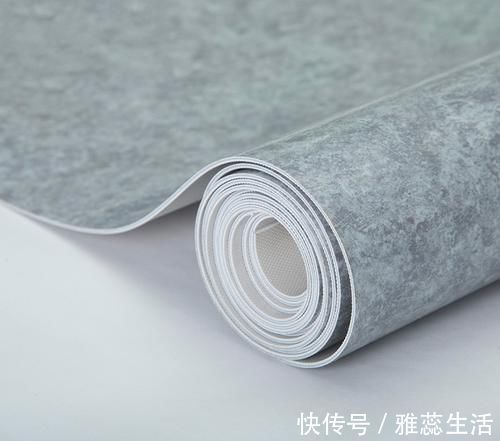 3d|客厅坚决不贴瓷砖沙发也不要学下图人家那样装,全屋才几百元