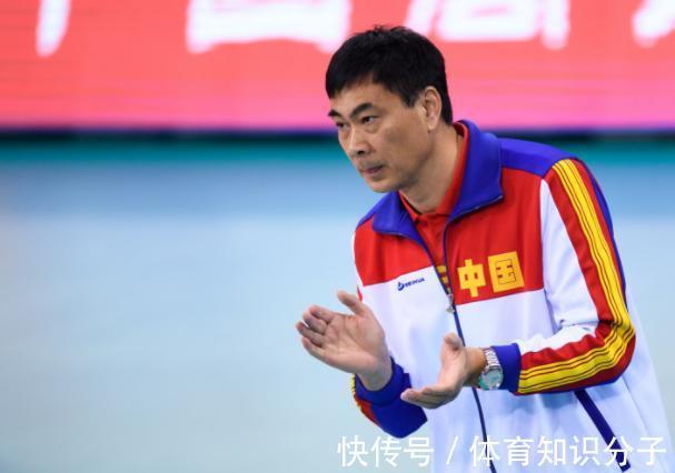 中国女排|天津女排一冠军教头被提及,恐难入主国家队,李盈莹差点被他耽误