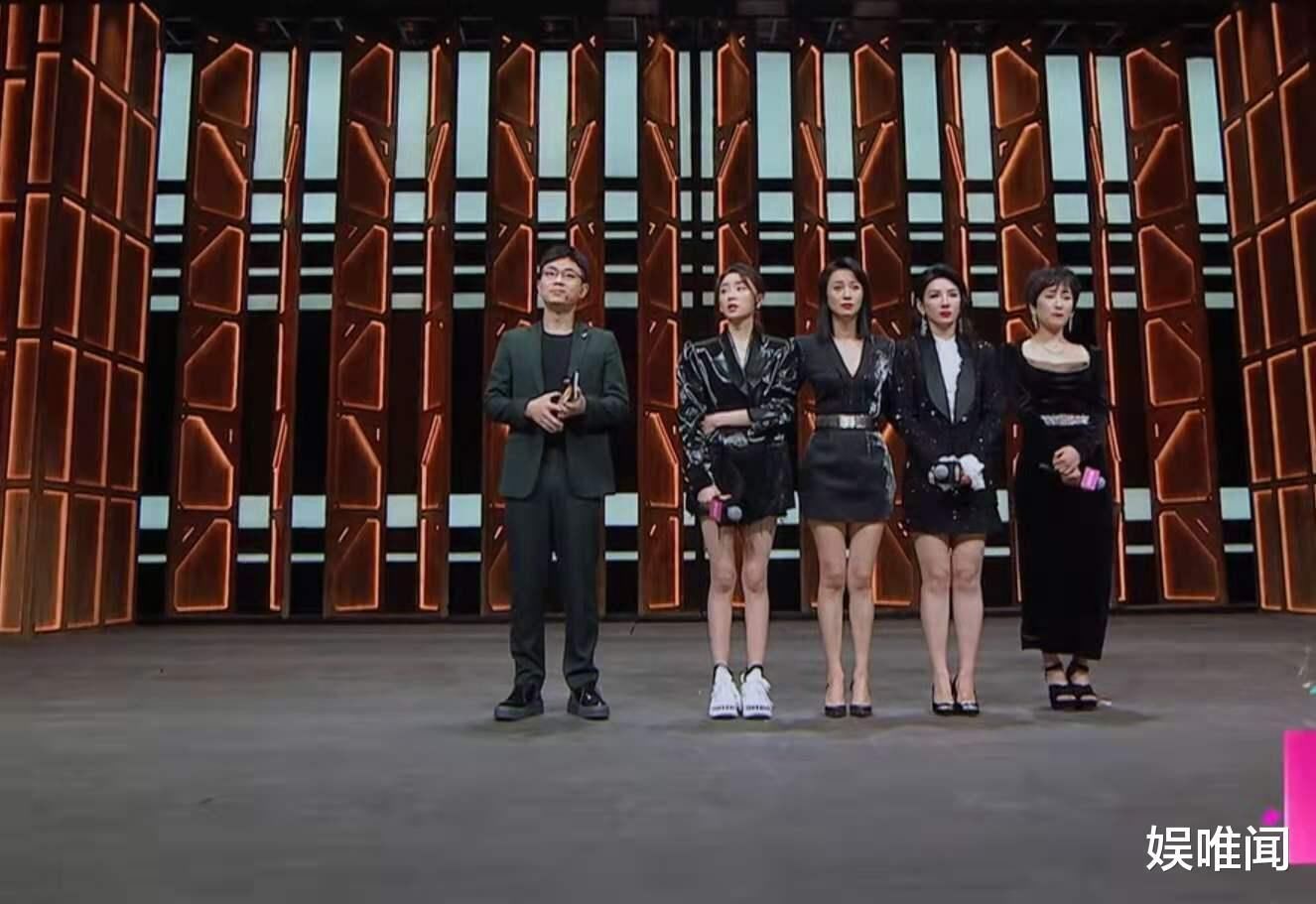 尔冬升|尔冬升怼哭郭敬明,主持人大鹏突然闭麦,果真是看人下菜碟的典型