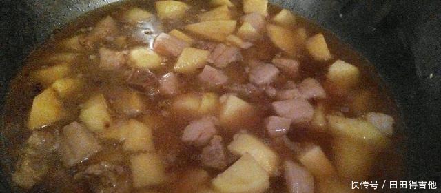 浓郁|香味浓郁的土豆炖肉，制作简单，营养健康！