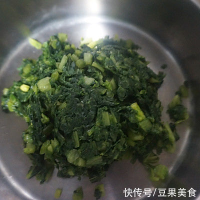 #一学就会快手菜# 莴笋叶豆腐煲