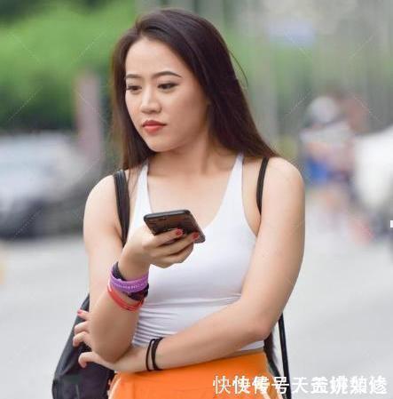 搭配|酷系风格的打底裤来喽,酷感十足还保暖,简单好学