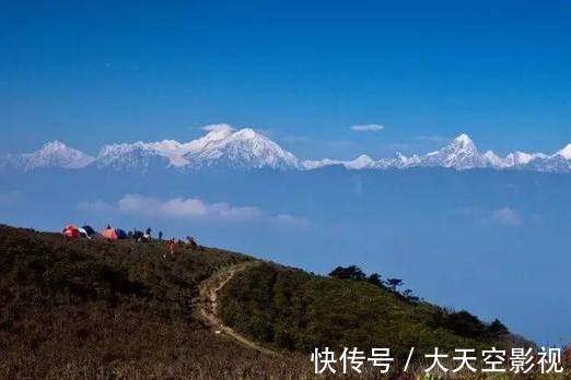 云海|四川媲美牛背山的地方，免收门票突然就火了，距离成都200公里