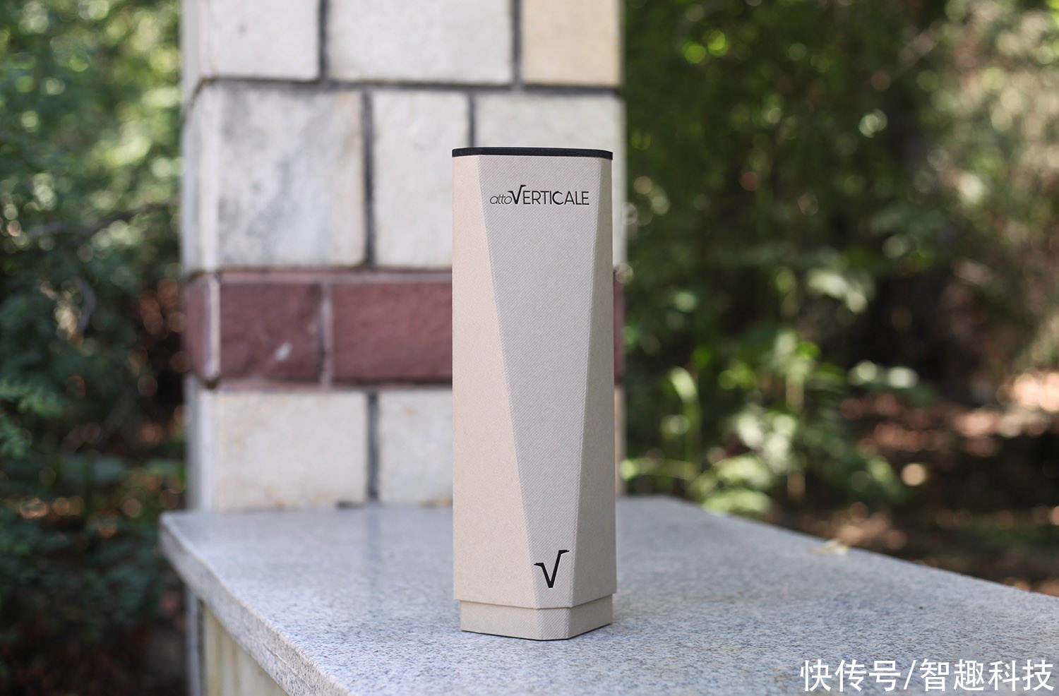 潮人必备机械表！垂直结构的atto机械V腕表体验