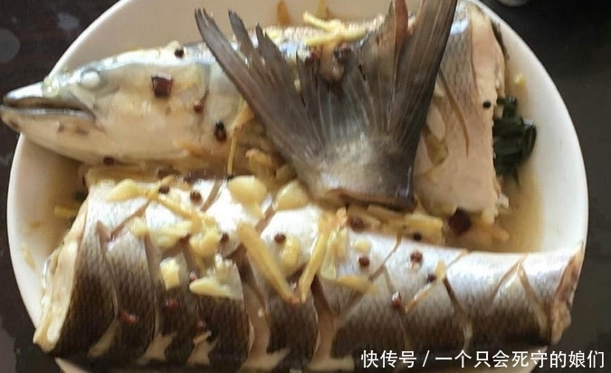 条鱼|稀里糊涂花300块钱买条鱼,做熟后肉又硬又糙,原来是长江大害鱼