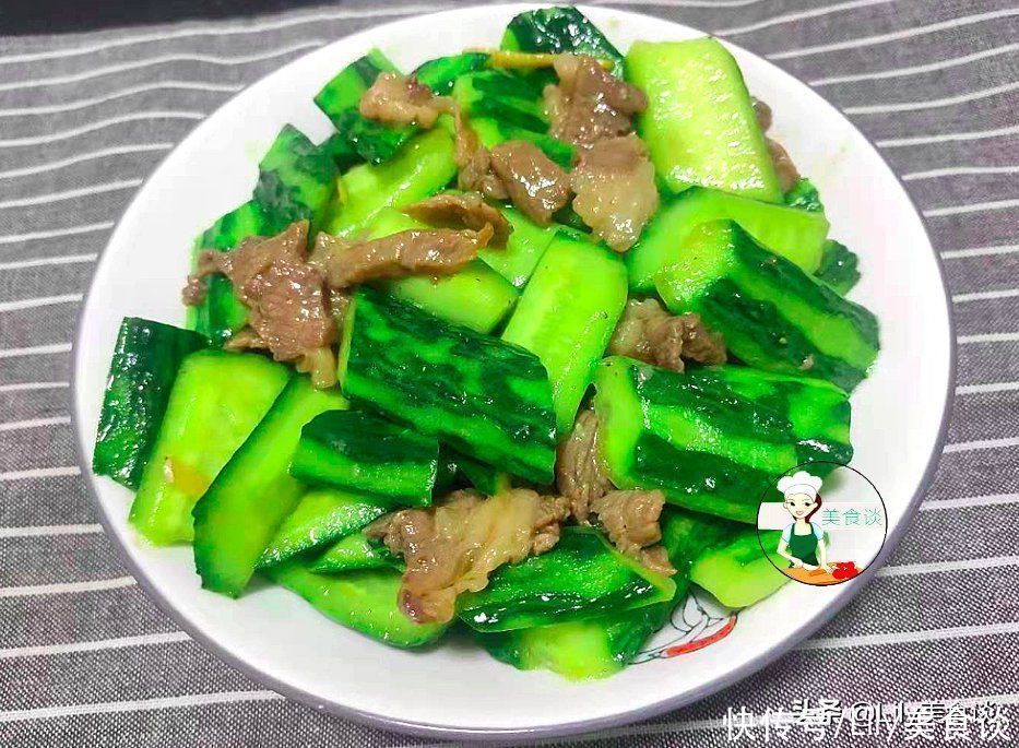 腌制|炒黄瓜时，别直接下锅炒！牢记“2步骤”，黄瓜清脆爽口，不出水