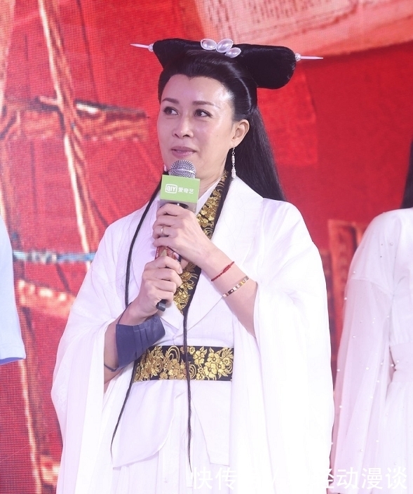 白娘子|那英cos白素贞,无美颜高清照片超彪悍,网友:为了节目太拼了