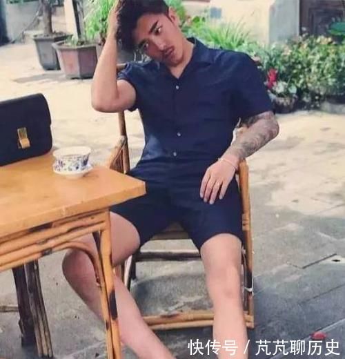 肌肉|肌肉男秒变胖大叔？！PS会欺骗你但肌肉不会！