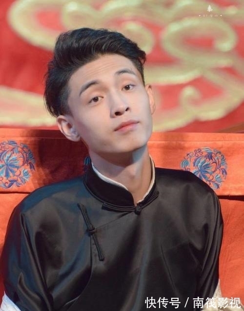 《你好星期六》官宣定档,《快本》不辞而别,何炅带队全新阵容