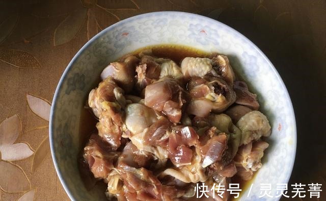 家常|尖椒炒鸡的家常做法,麻辣鲜香,好吃又下饭!