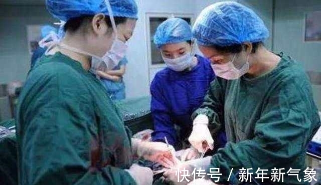 萧玲|产检发现是3胞胎,医生纷纷道喜,宝爸爸:这下玩大啦