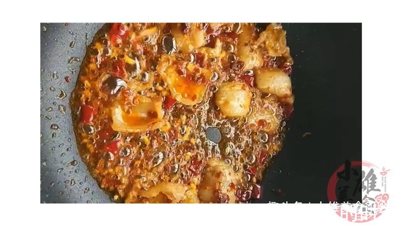 “包菜炒粉丝”的正确做法难怪炒粉条老粘锅,一看才明白