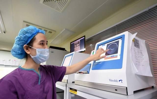 试管婴儿|国内首例试管婴儿已31岁,现状让不少人失望了,好处不得不提