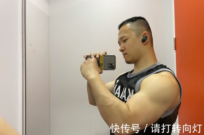 身材|江映蓉新歌编舞老师,健身练就一身肉壮,身材柔软到能劈叉!